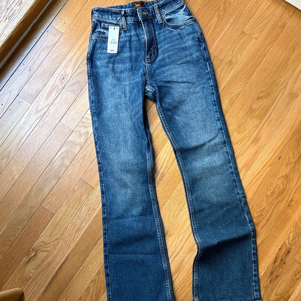 Lee Women's Straight Leg Jeans in Deep Blue